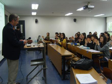 Dr. Robert M. Adams특강 